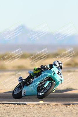 media/Dec-07-2025-CVMA (Sun) [[3e7d2de5dc]]/Race 16-Formula Middleweight/